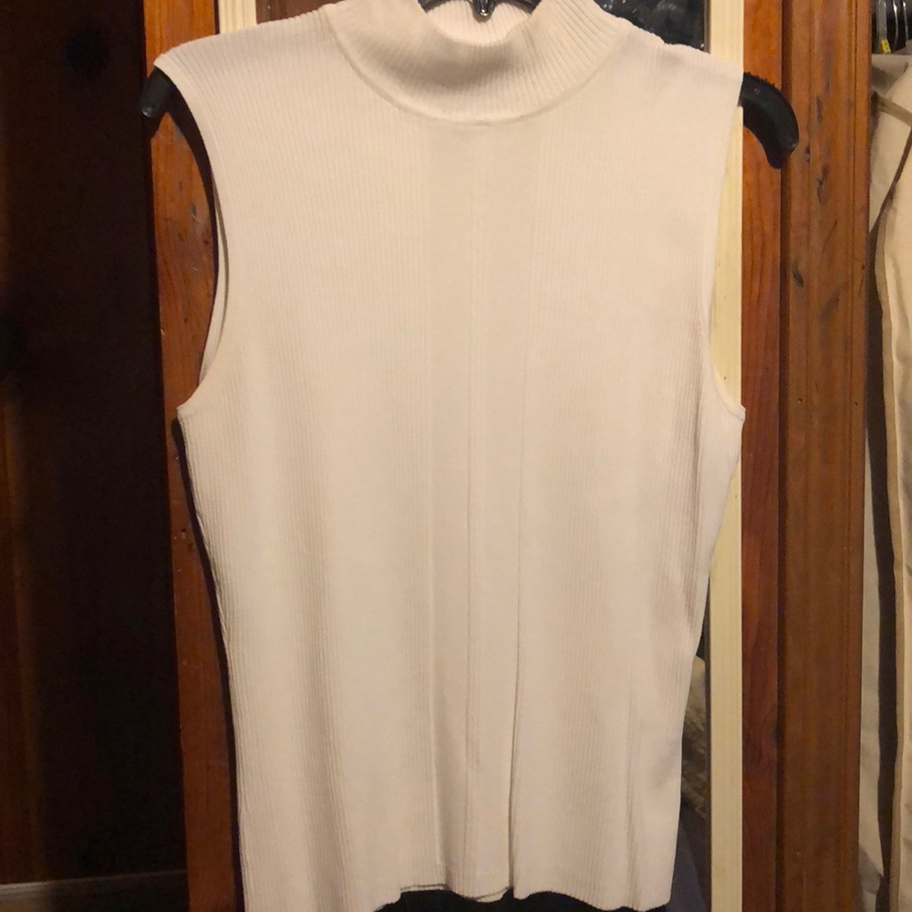 White top